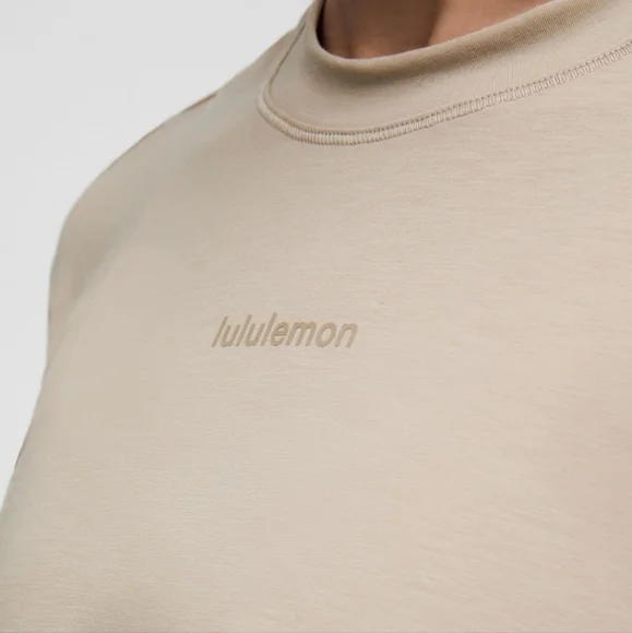 lululemon athletica Women's Tan Crop Top - Picture 3 of 5